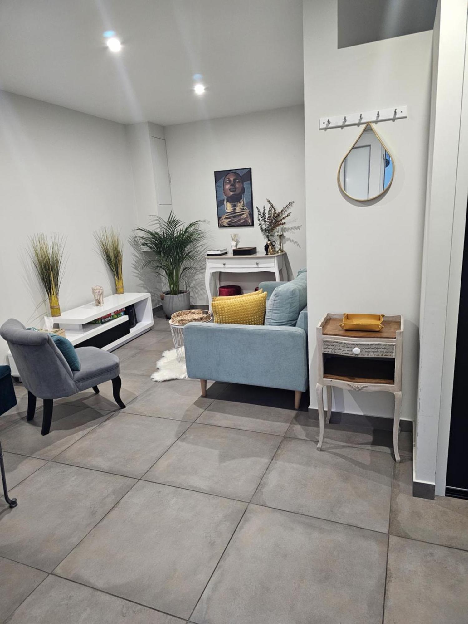 Meuble - Comme A La Maison Apartment *